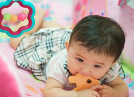 幼兒, BB, 出牙